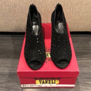 Vaneli Black Suede Porter heels